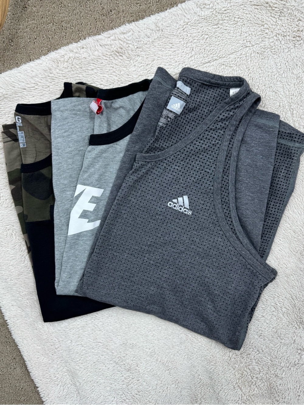 3 Mens Tank Tops XL